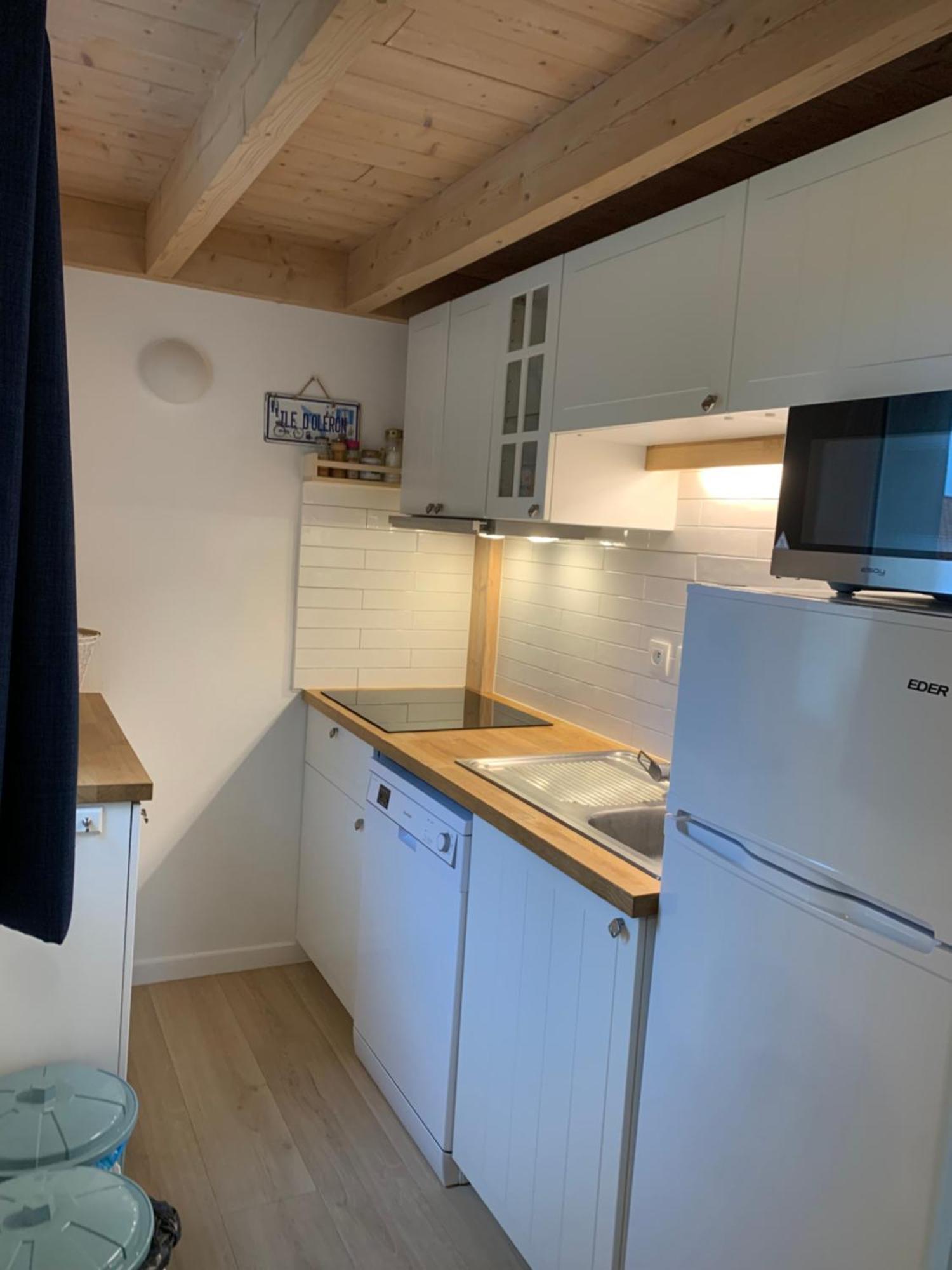 Maisonnette La Coti H5 Avec Piscine Interieure Chauffee, A 400 M De La Plage Et Menage De Fin Sejour Compris Saint-Georges-d'Oleron Exterior foto